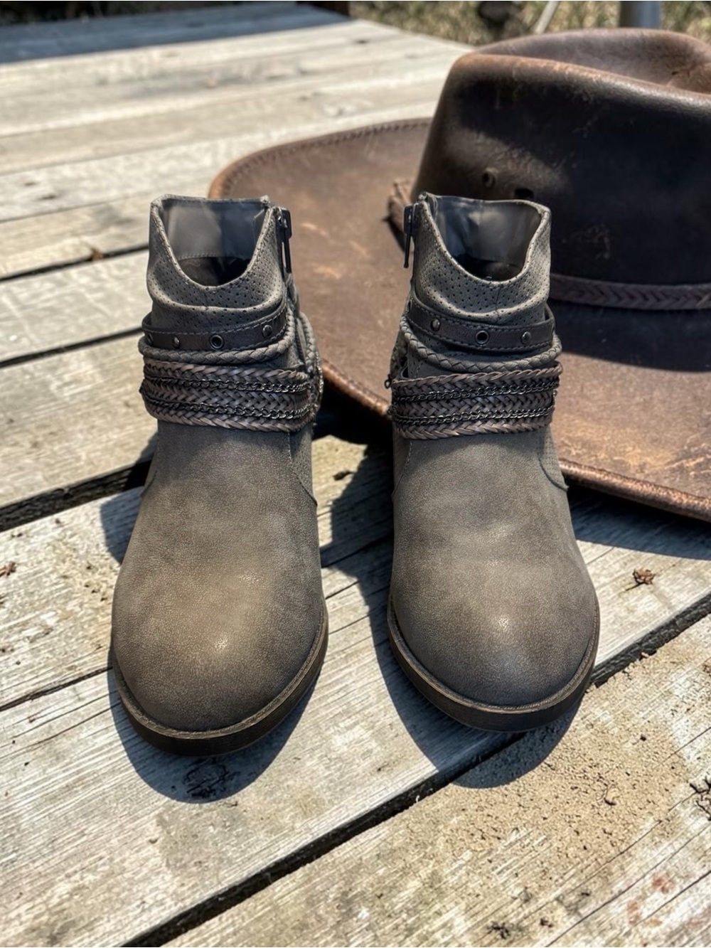 Jellypop Gray Western Styleโ Boots SZ 8.5